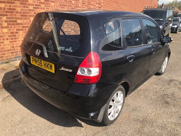 Used Honda Jazz 2006 for sale - 74315682: Photo 6