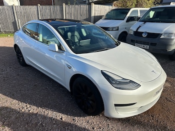 Used Tesla Model 3 2020 for sale - 76598811: Photo