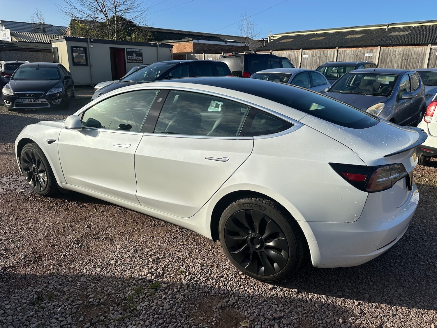 Used Tesla Model 3 2020 for sale - 76598811: Photo 4