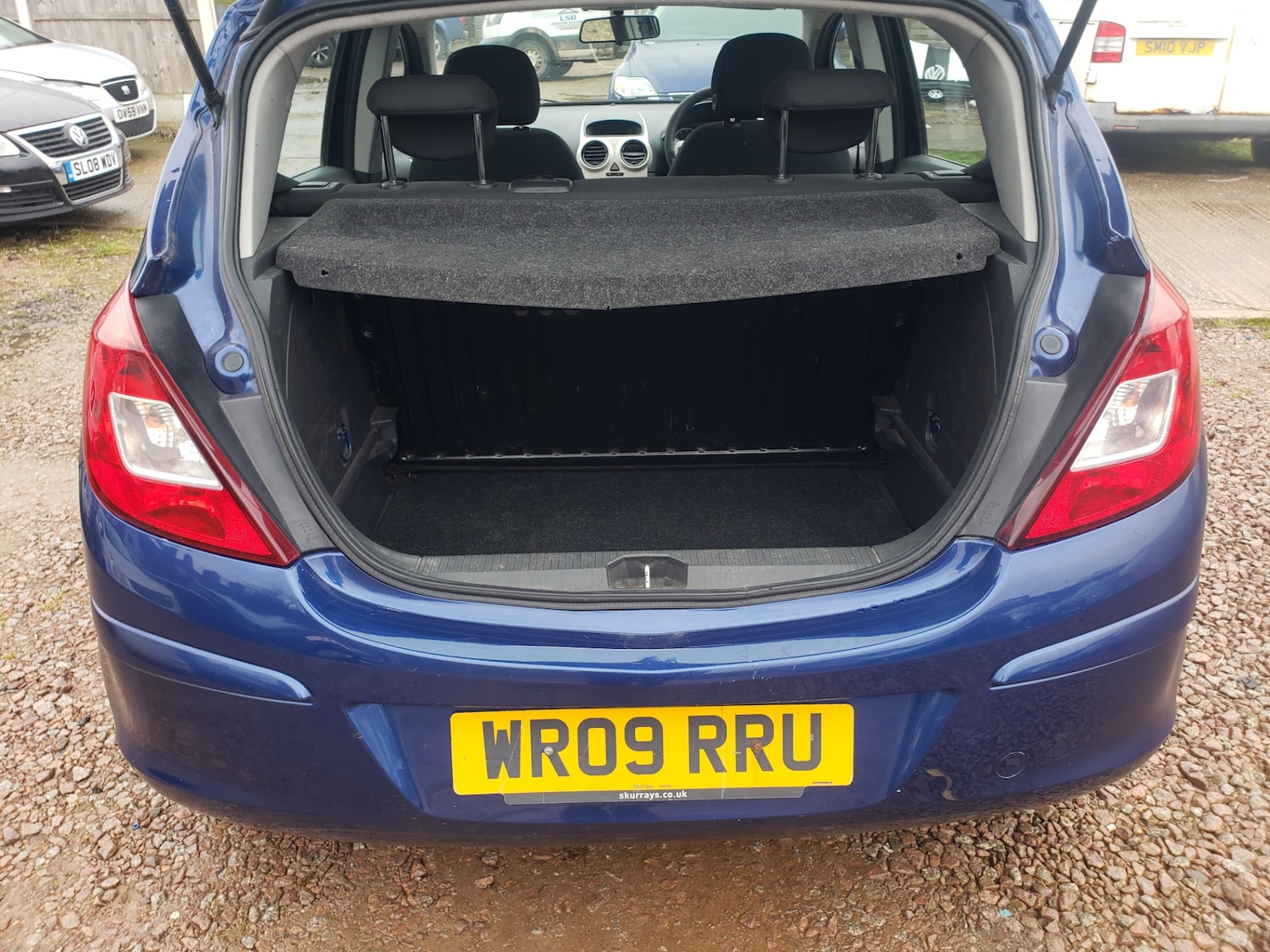 Used Vauxhall Corsa 2009 for sale - 77298631: Photo 3