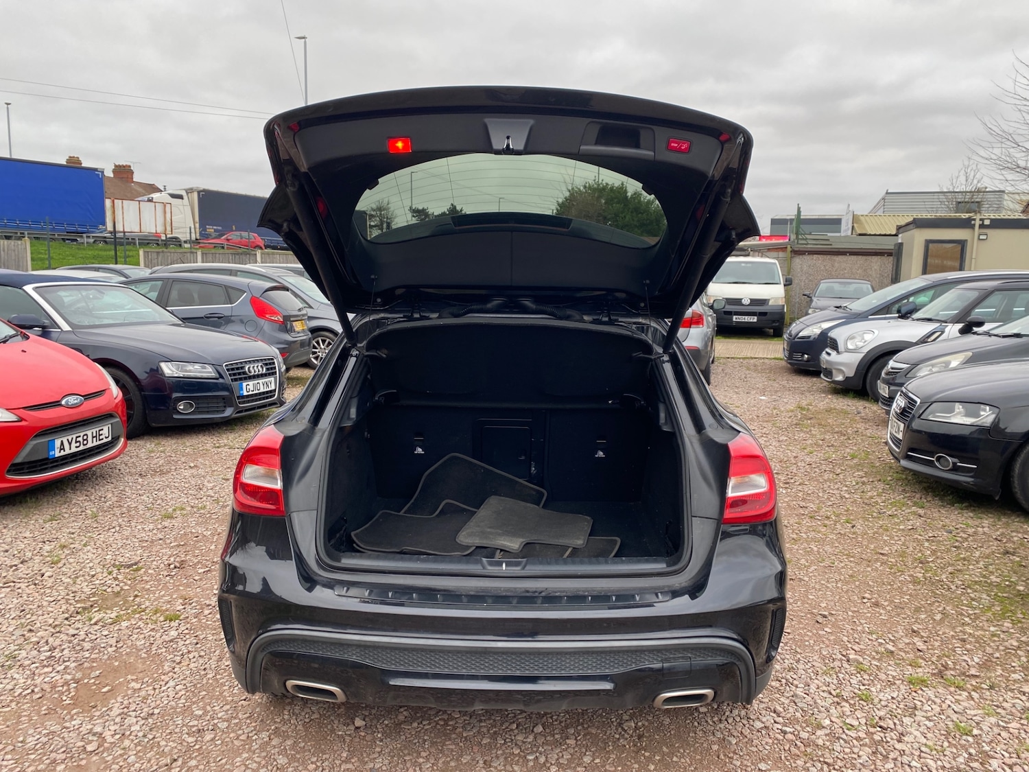 Used Mercedes-Benz GLA 2015 for sale - 77062125: Photo 10