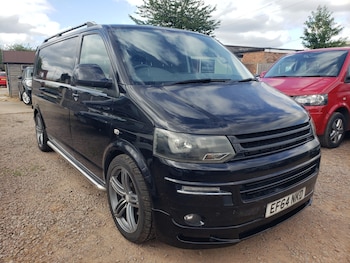 Used Volkswagen Transporter 2015 for sale - 79111594: Photo