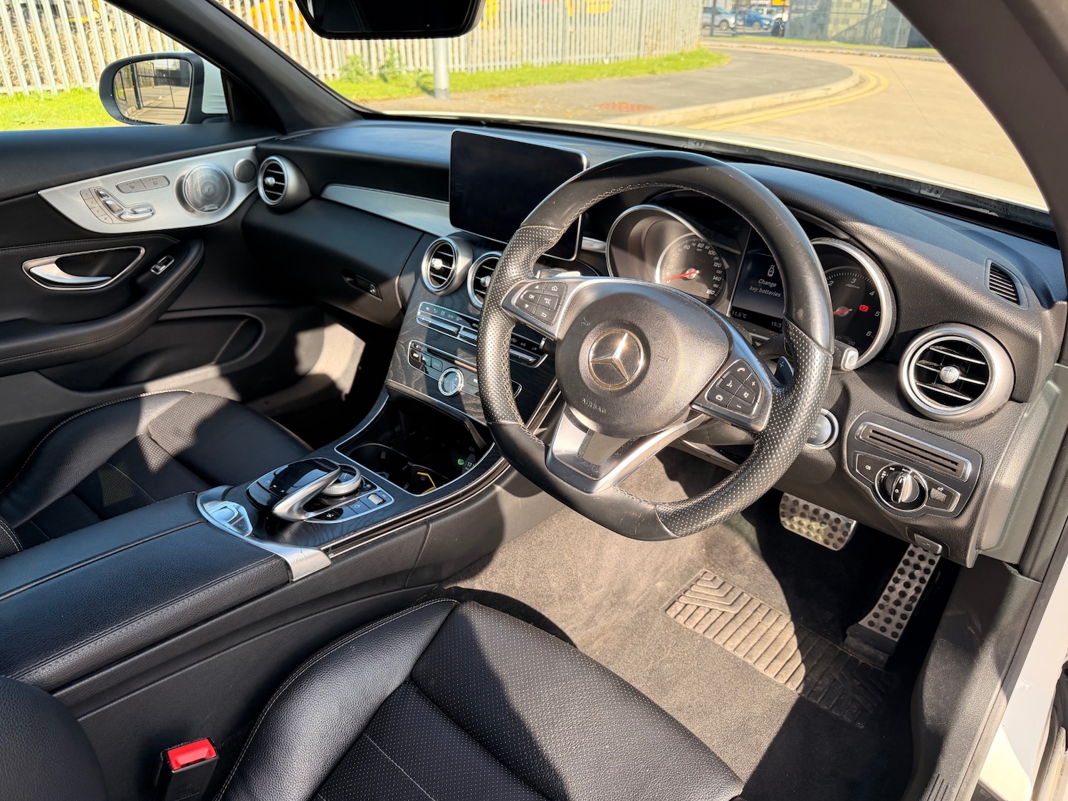 Used Mercedes-Benz C Class 2017 for sale - 78109049: Photo 7