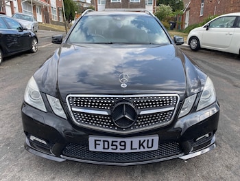 Used Mercedes-Benz E Class 2010 for sale - 79296776: Photo
