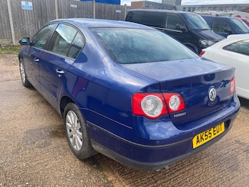 Used Volkswagen Passat 2005 for sale - 78862168: Photo