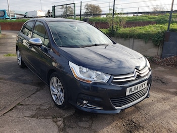 2014 (14) - 1.6 VTi Selection 5dr