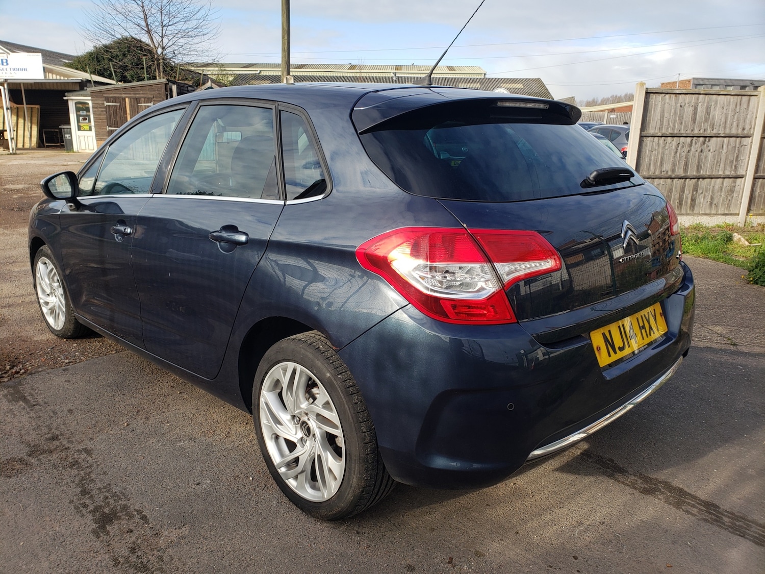 Used Citroen C4 2014 for sale - 76613461: Photo 2