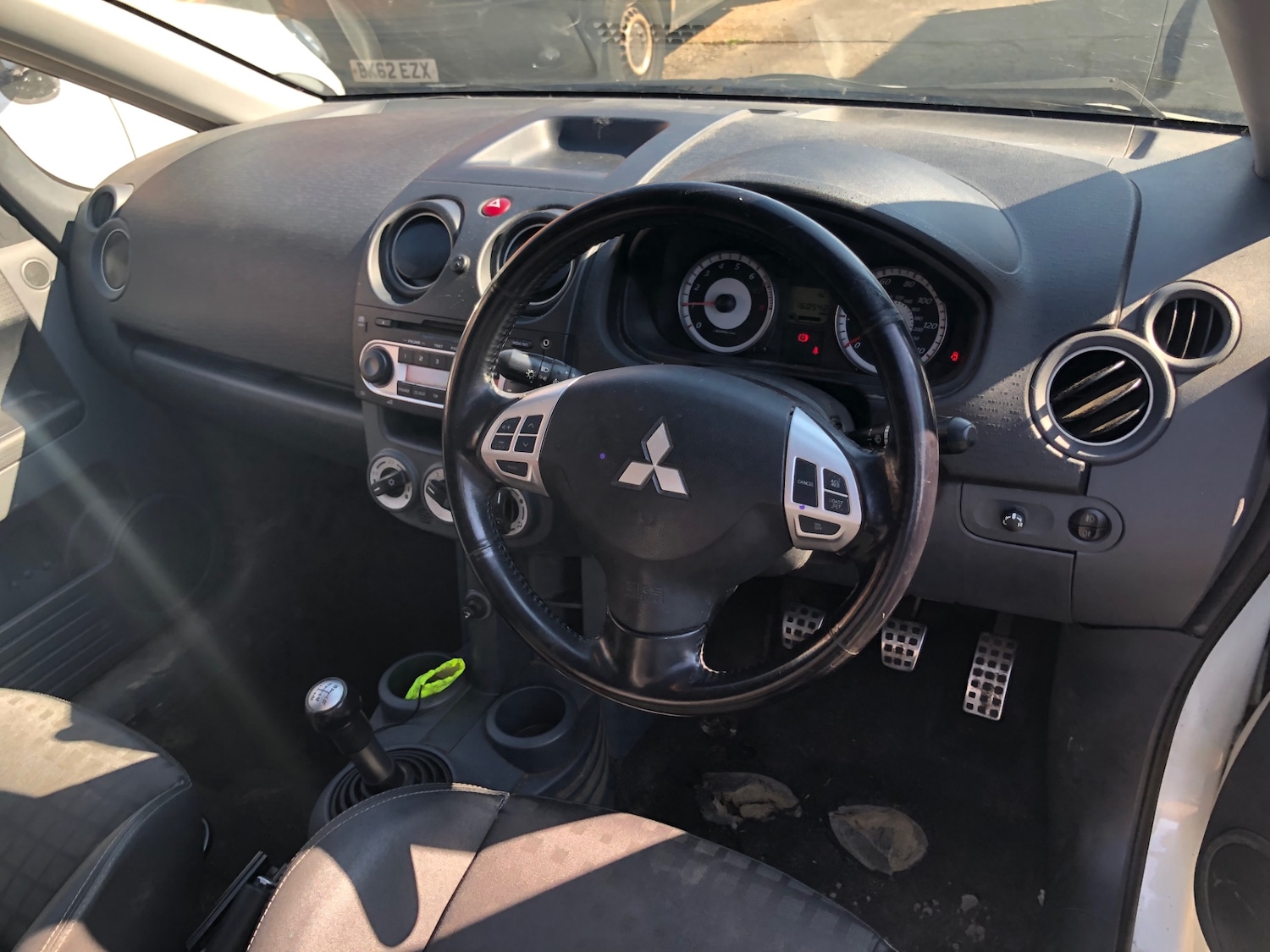 Used Mitsubishi Colt 2011 for sale - 74073060: Photo 8