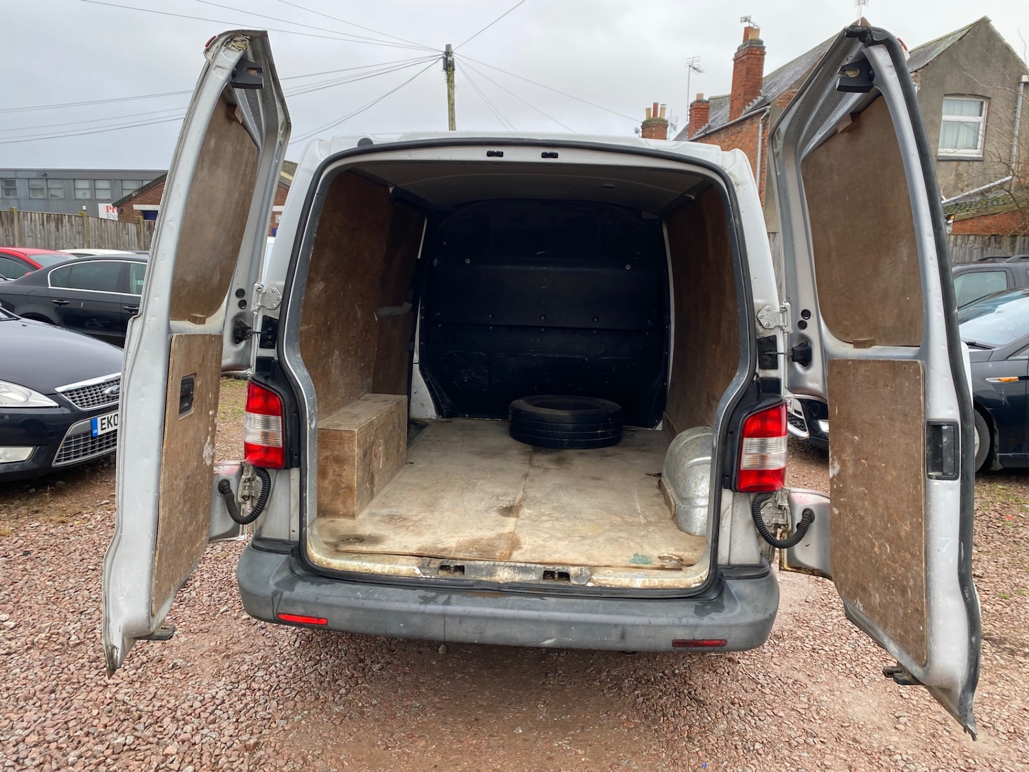 Used Volkswagen Transporter 2010 for sale - 77431157: Photo 8