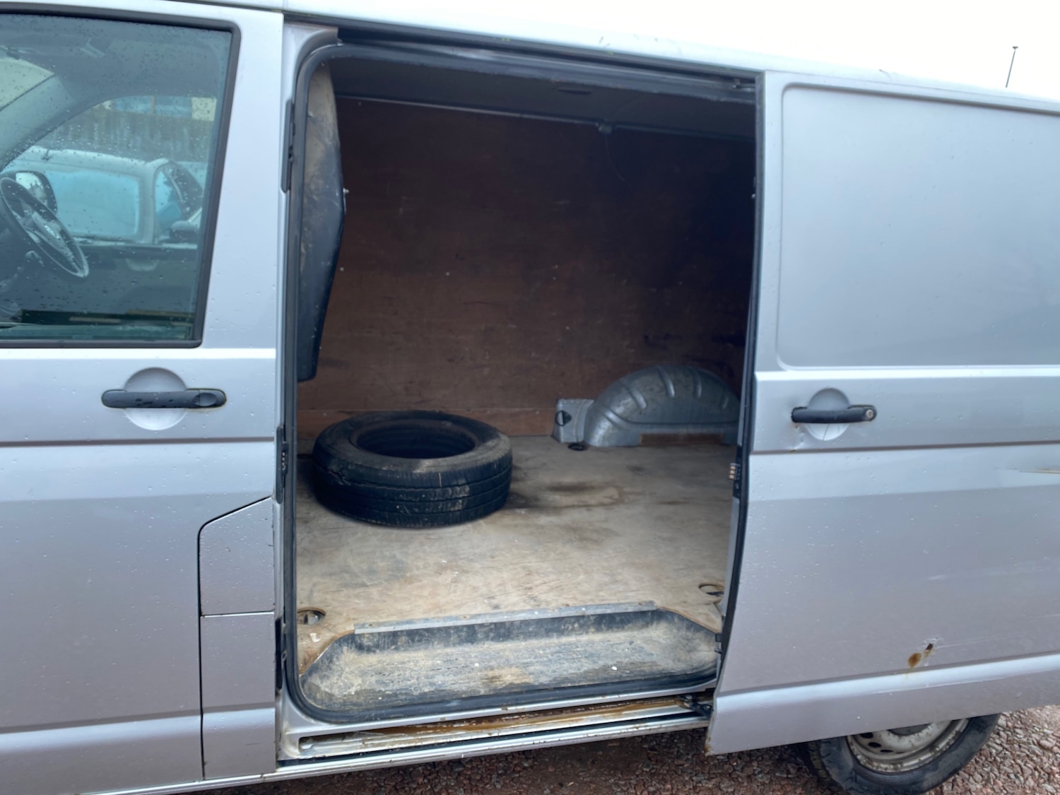 Used Volkswagen Transporter 2010 for sale - 77431157: Photo 9