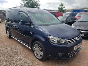 Used Volkswagen Caddy Maxi Life 2011 for sale - 78860296: Photo