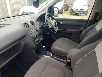 Used Volkswagen Caddy Maxi Life 2011 for sale - 78860296: Photo