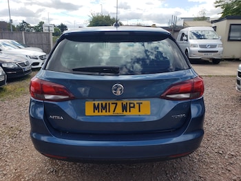 Used Vauxhall Astra 2017 for sale - 78596605: Photo