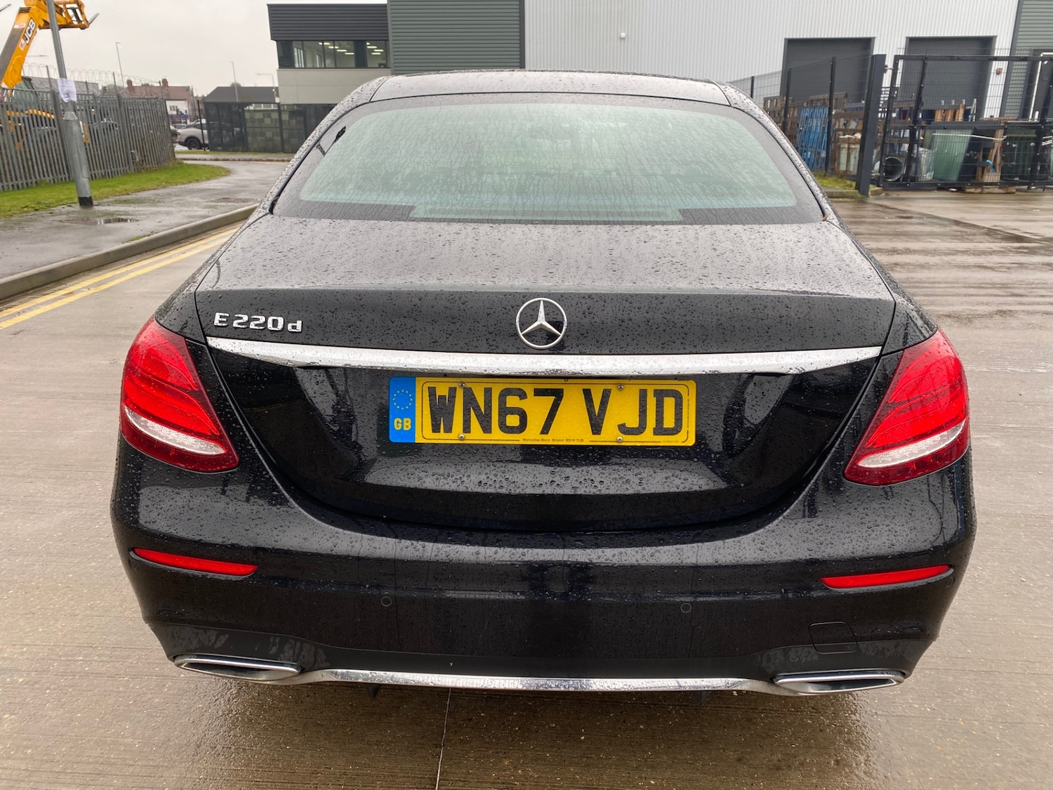 Used Mercedes-Benz E Class 2017 for sale - 77446323: Photo 5