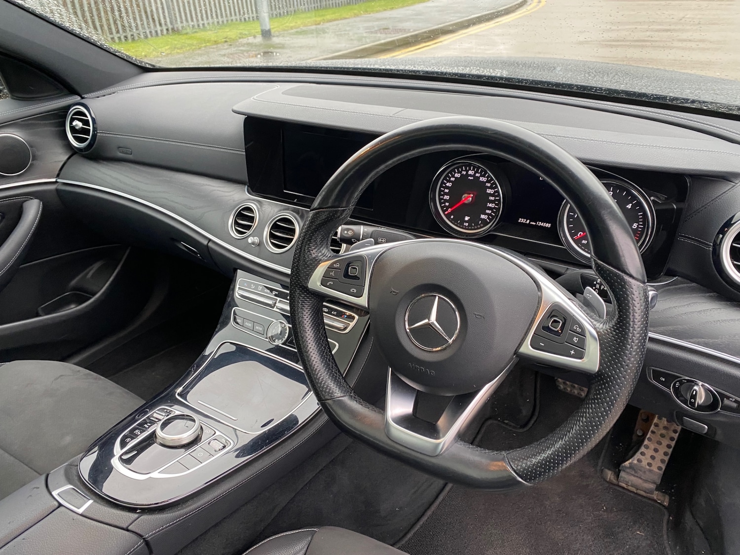 Used Mercedes-Benz E Class 2017 for sale - 77446323: Photo 7