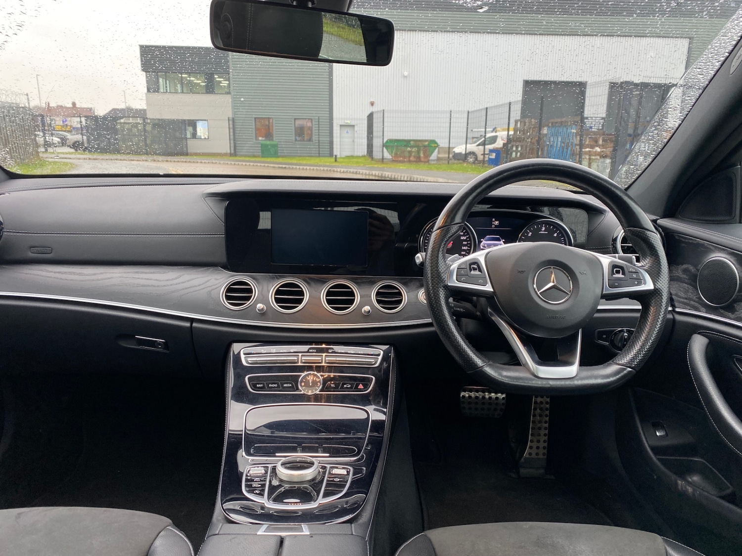Used Mercedes-Benz E Class 2017 for sale - 77446323: Photo 9