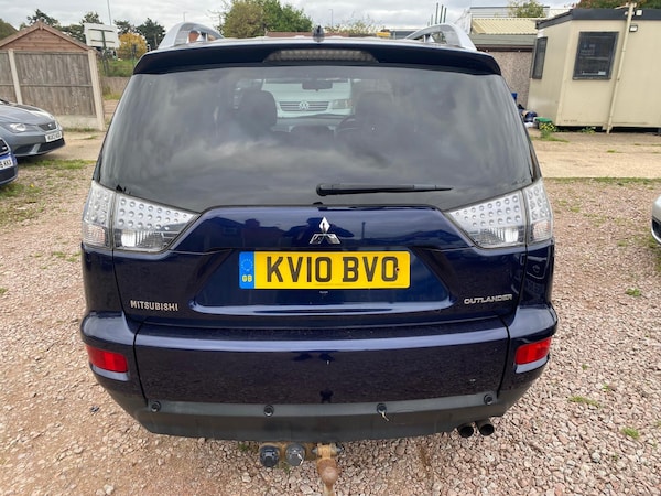 Used Mitsubishi Outlander 2010 for sale - 76290184: Photo 4