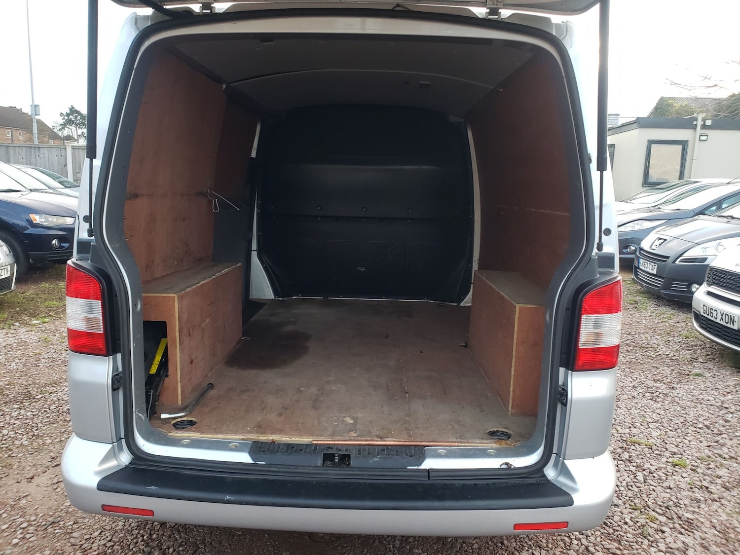 Used Volkswagen Transporter 2012 for sale - 76831570: Photo 10