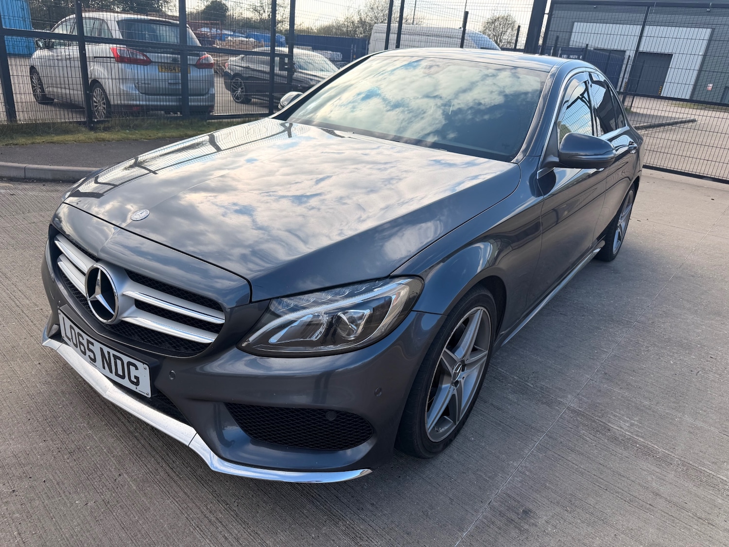 Used Mercedes-Benz C Class 2015 for sale - 78081301: Photo 3