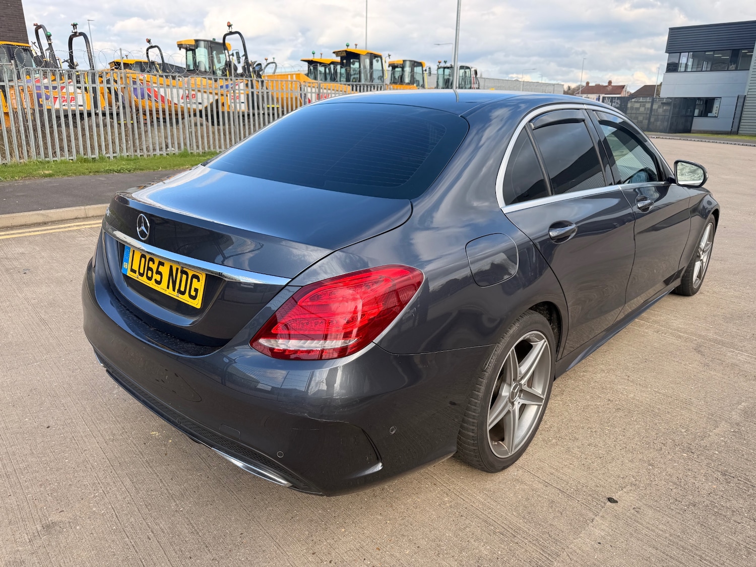 Used Mercedes-Benz C Class 2015 for sale - 78081301: Photo 6