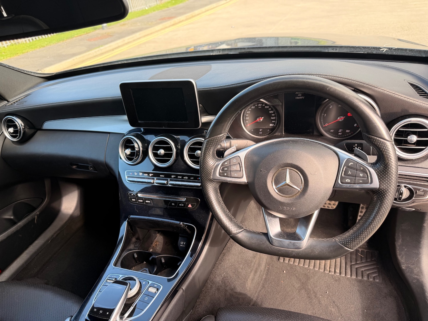 Used Mercedes-Benz C Class 2015 for sale - 78081301: Photo 8