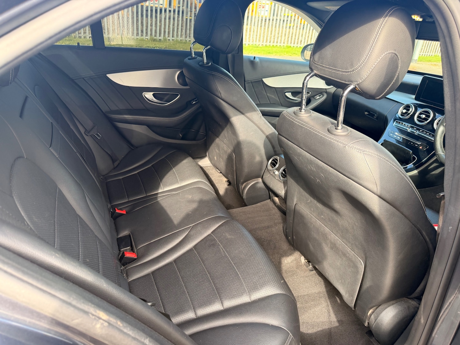 Used Mercedes-Benz C Class 2015 for sale - 78081301: Photo 9