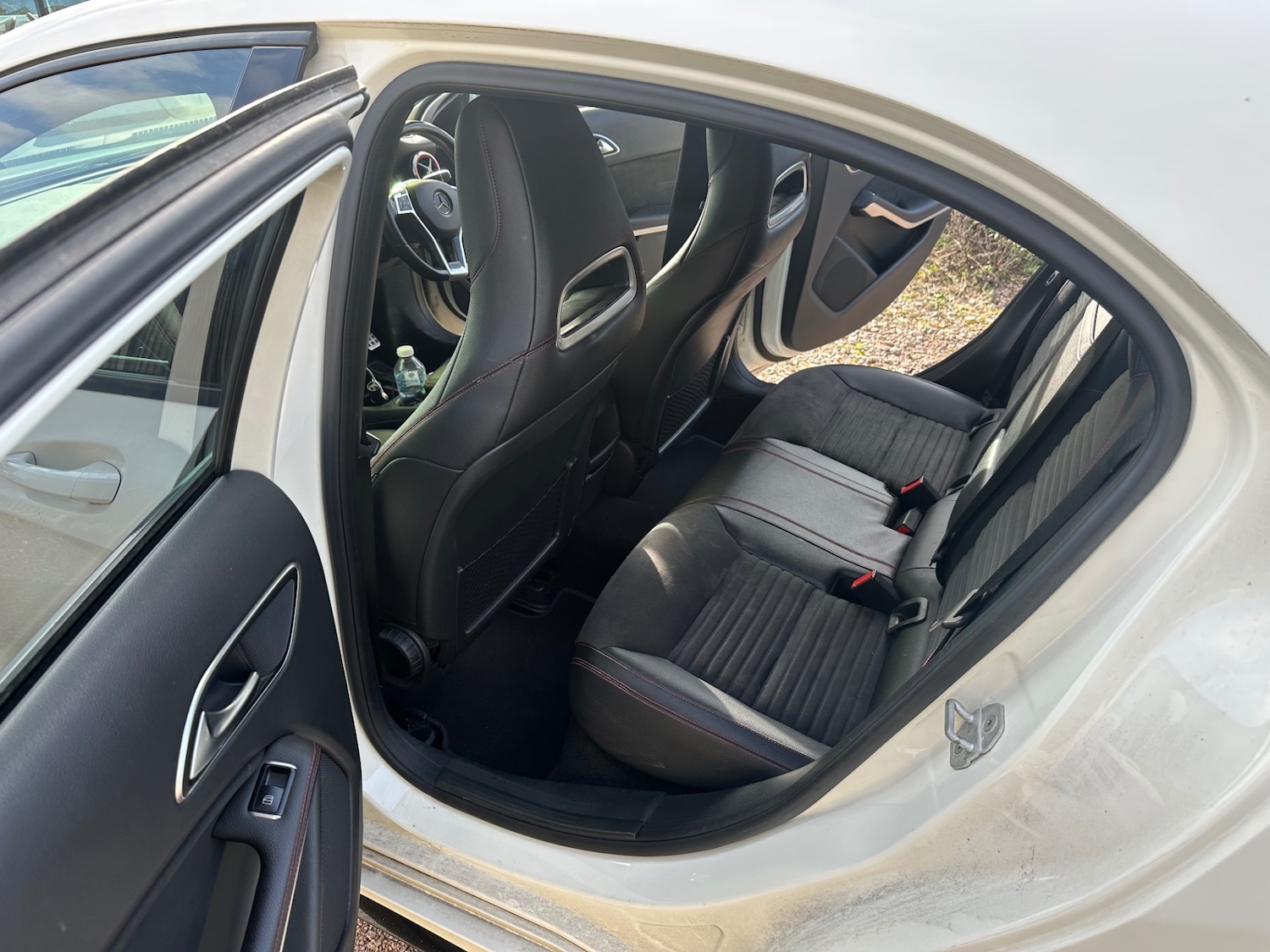 Used Mercedes-Benz A-Class 2015 for sale - 77663770: Photo 8