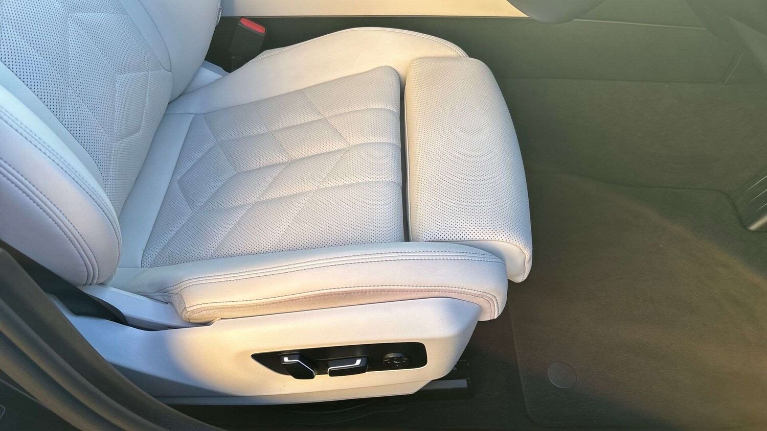 Used BMW 5 Series 2025 for sale - 77726952: Photo 28