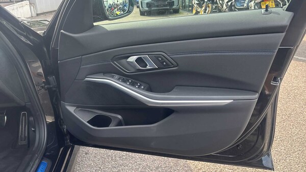 Used BMW 3 Series 2025 for sale - 75535292: Photo 27