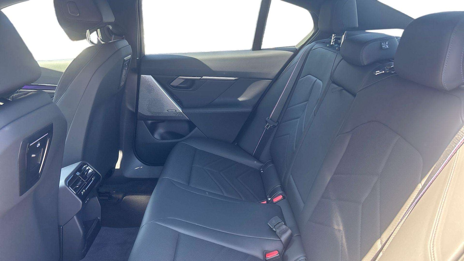 Used BMW 5 Series 2025 for sale - 77051405: Photo 13