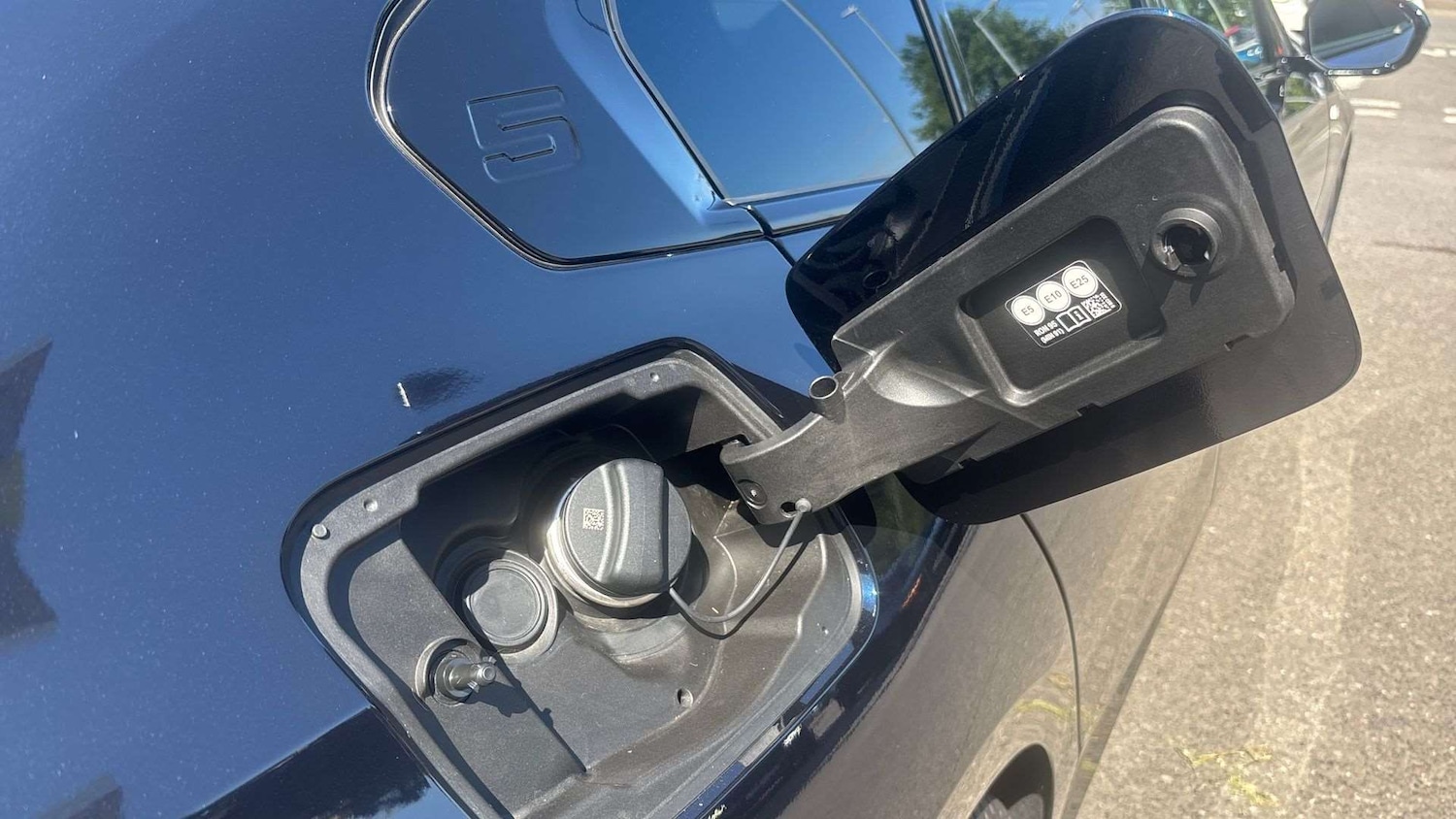 Used BMW 5 Series 2025 for sale - 77051405: Photo 24