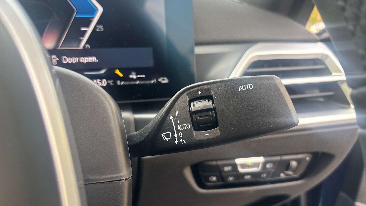 Used BMW 3 Series 2025 for sale - 76488071: Photo 30