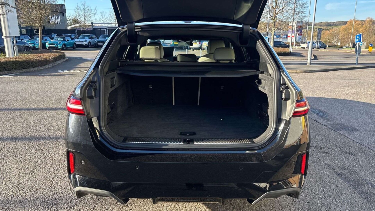 Used BMW 5 Series 2025 for sale - 77727031: Photo 15