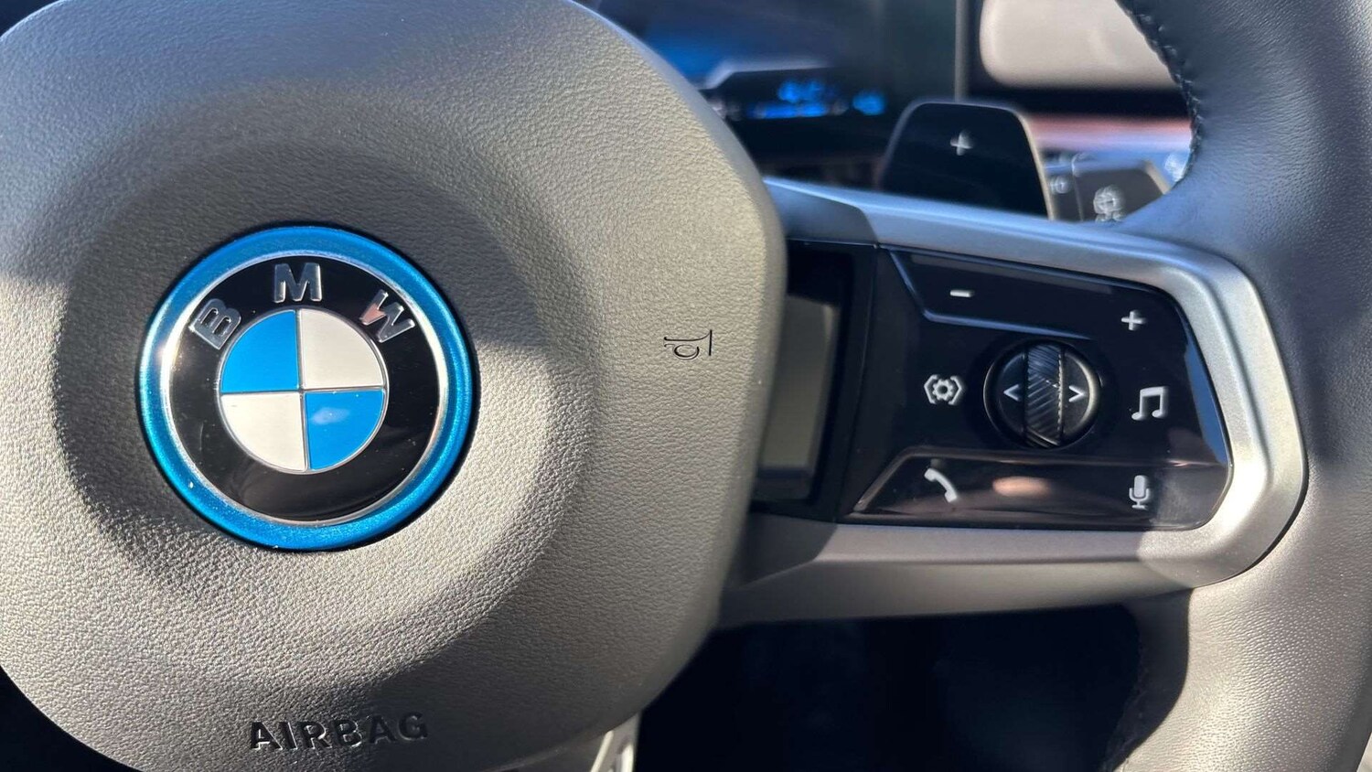 Used BMW 5 Series 2025 for sale - 77727031: Photo 23