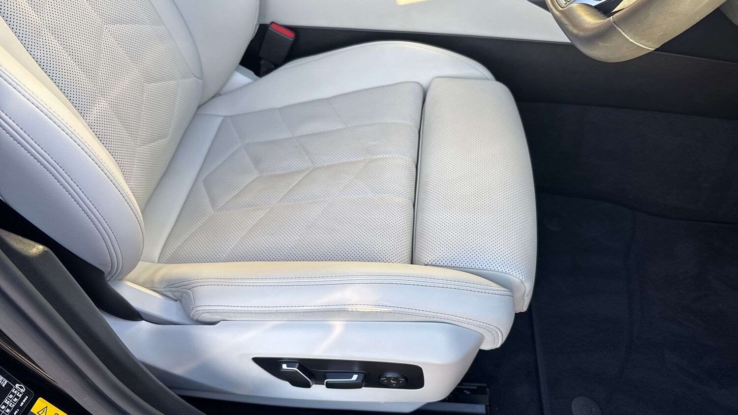 Used BMW 5 Series 2025 for sale - 77727031: Photo 28