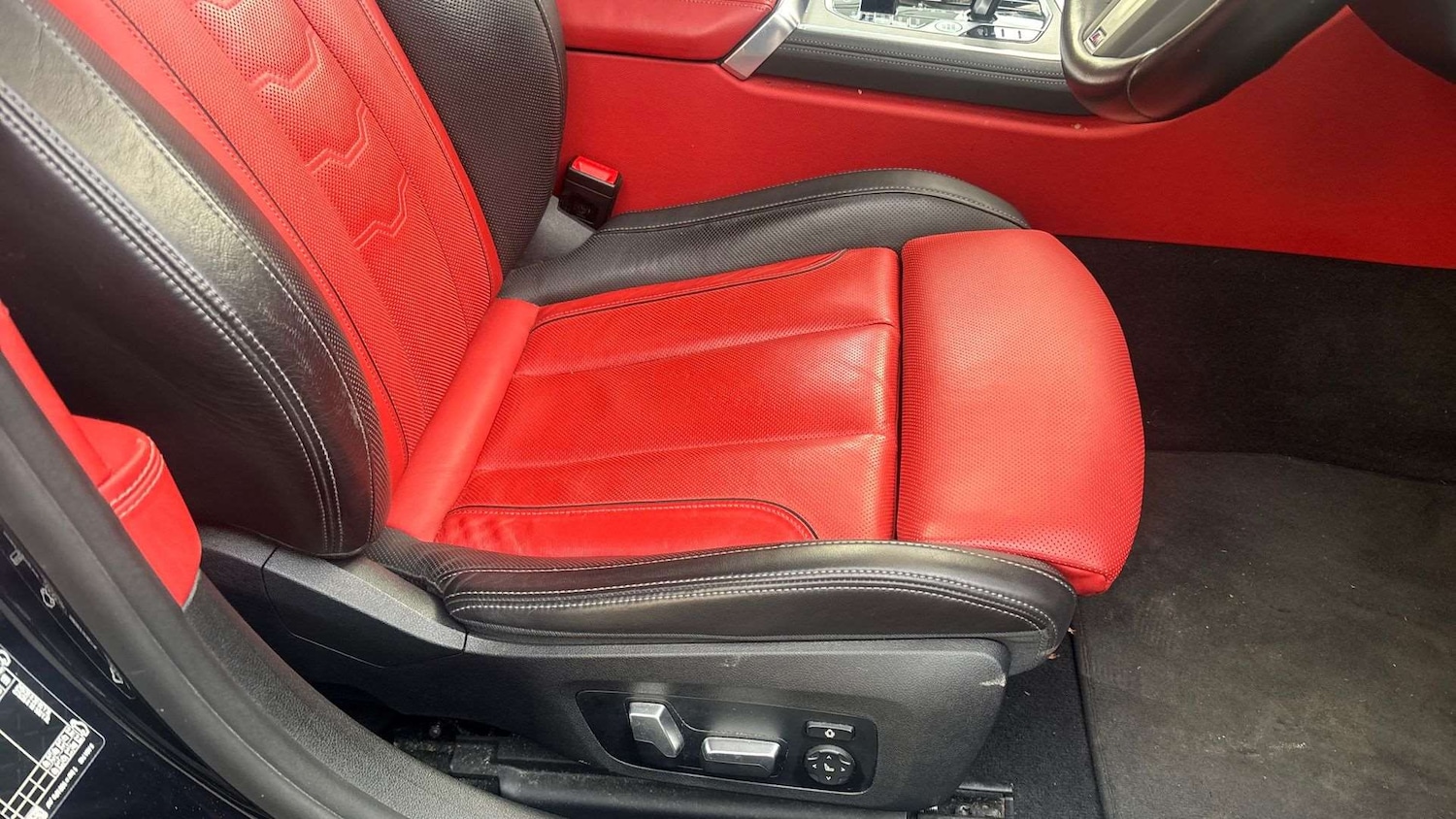 Used BMW 8 Series 2022 for sale - 76967714: Photo 28