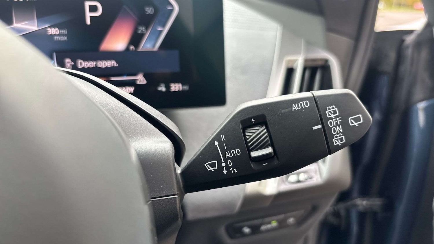 Used BMW iX 2025 for sale - 77032115: Photo 30