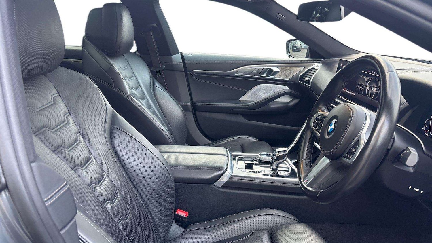 Used BMW 8 Series 2022 for sale - 76967956: Photo 13