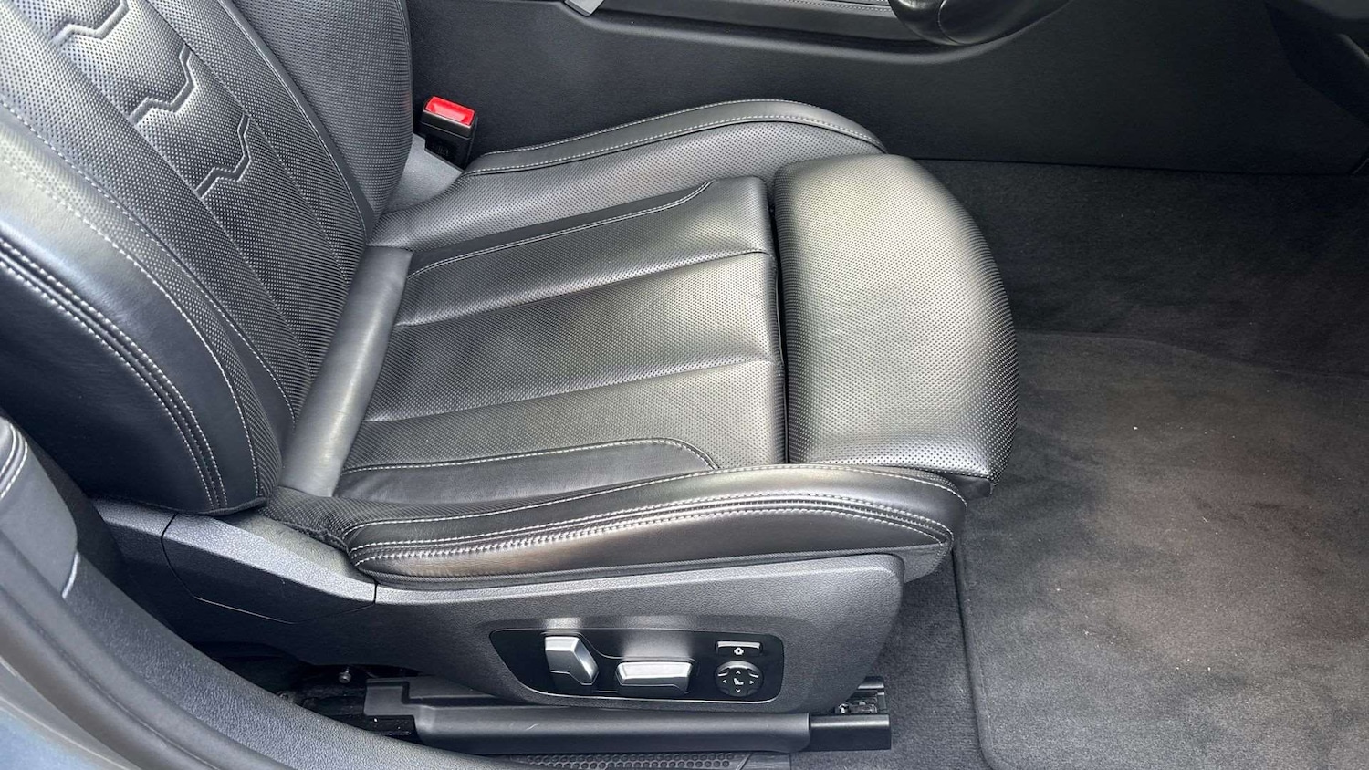 Used BMW 8 Series 2022 for sale - 76967956: Photo 28