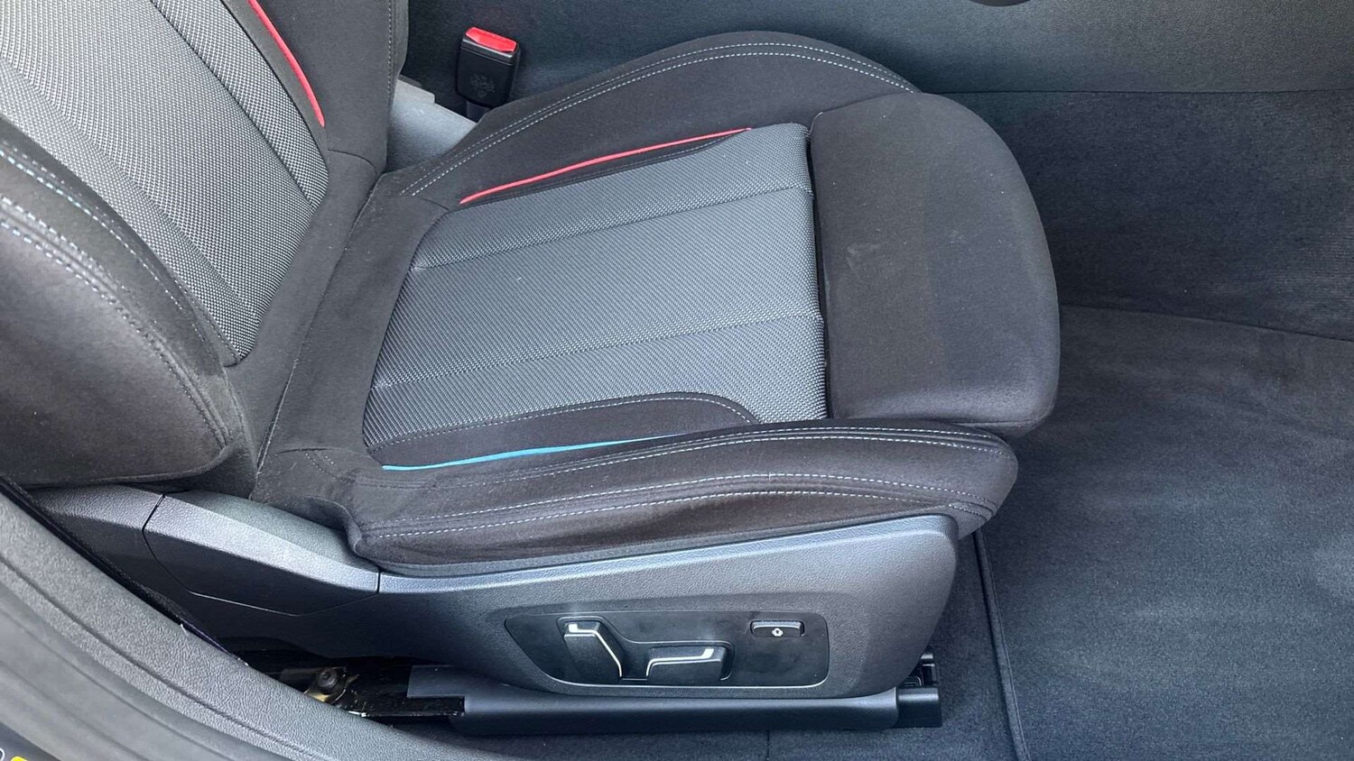 Used BMW i4 2025 for sale - 76411254: Photo 28