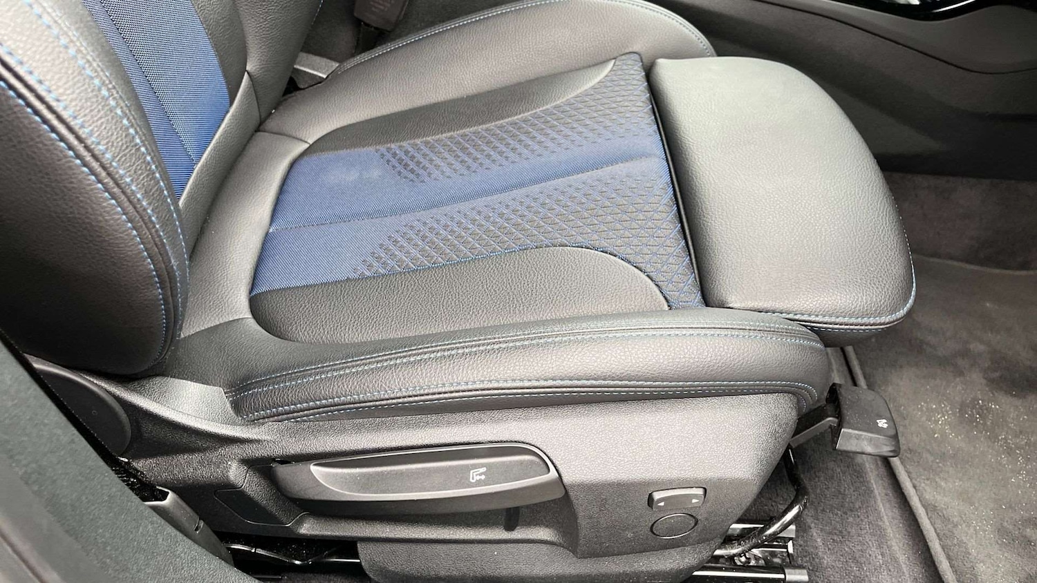 Used BMW 1 Series 2022 for sale - 76661899: Photo 28