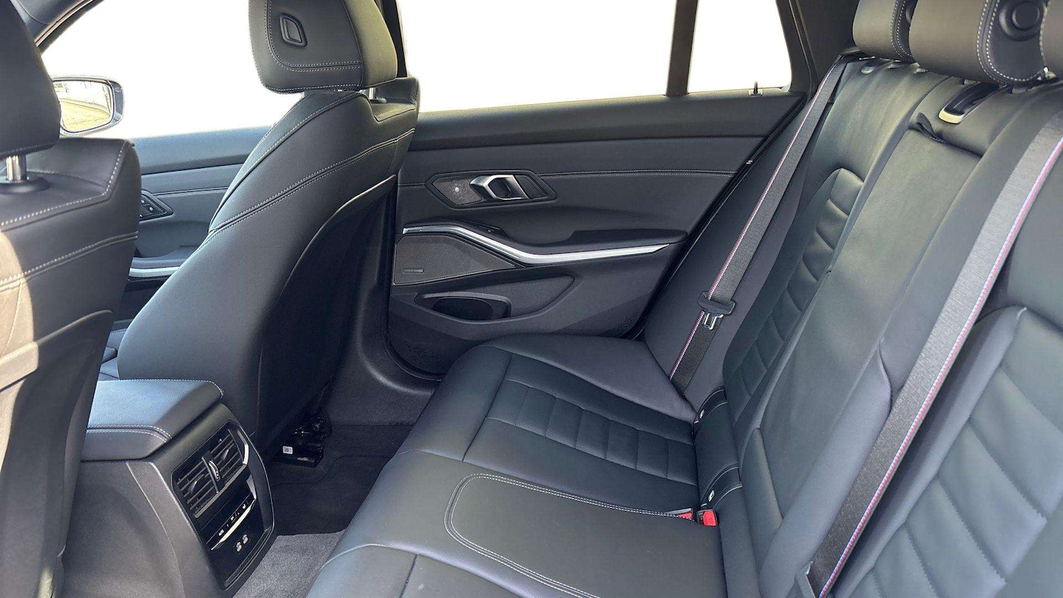 Used BMW 3 Series 2025 for sale - 77726956: Photo 14