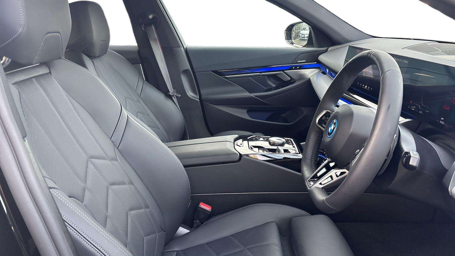 Used BMW 5 Series 2025 for sale - 77112398: Photo 13