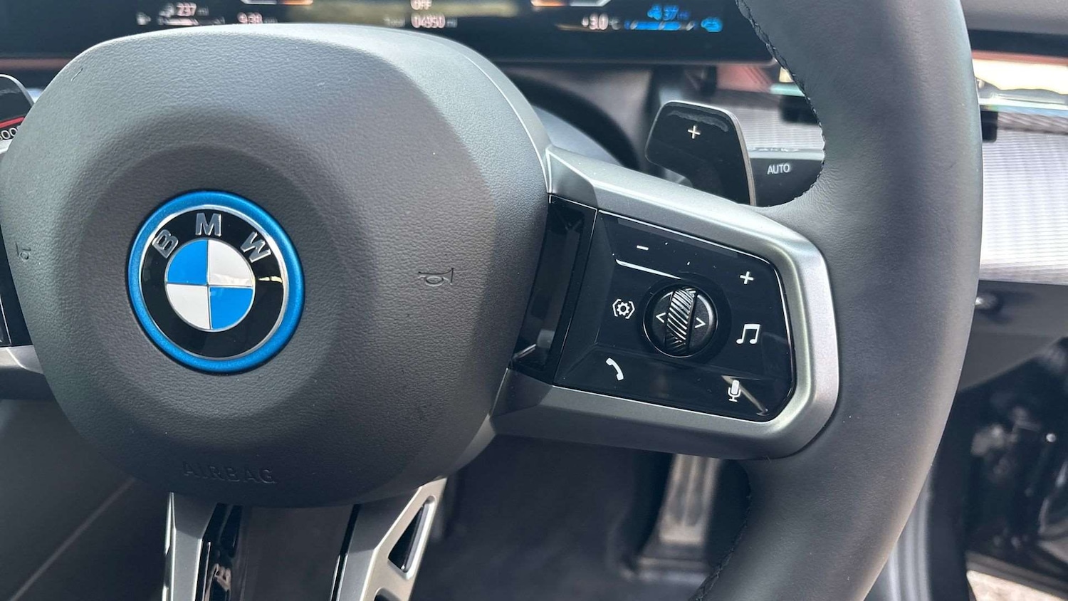 Used BMW 5 Series 2025 for sale - 77112398: Photo 23