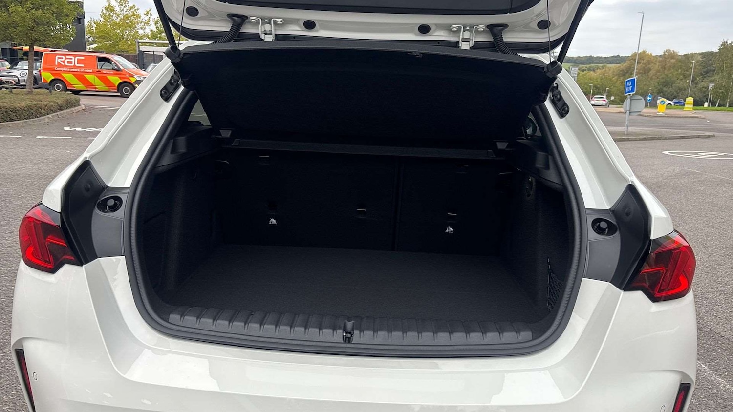 Used BMW 1 Series 2025 for sale - 77051384: Photo 15