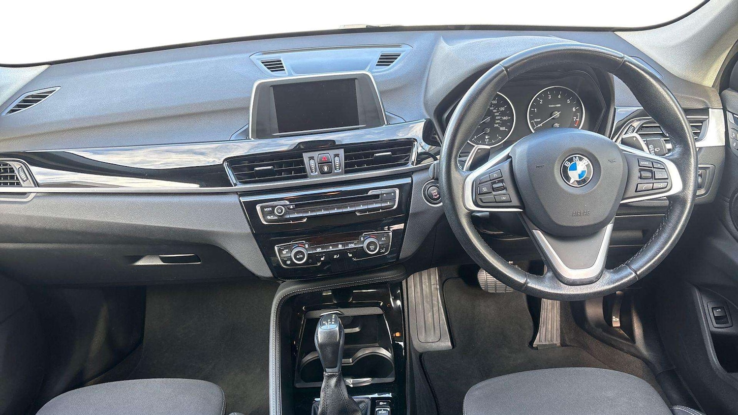 Used BMW X1 2017 for sale - 76113299: Photo 6