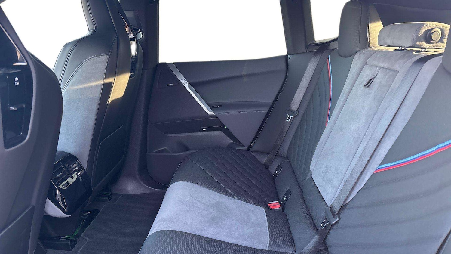 Used BMW iX 2025 for sale - 77112269: Photo 14