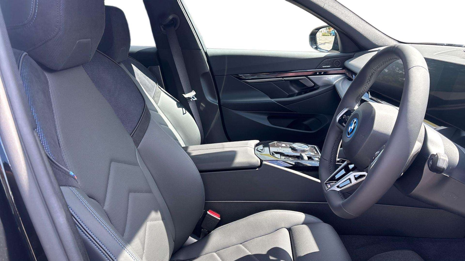 Used BMW i5 2025 for sale - 77051432: Photo 12