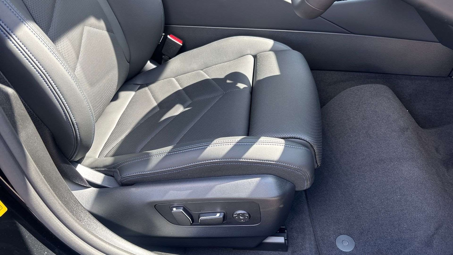 Used BMW i5 2025 for sale - 77051432: Photo 27