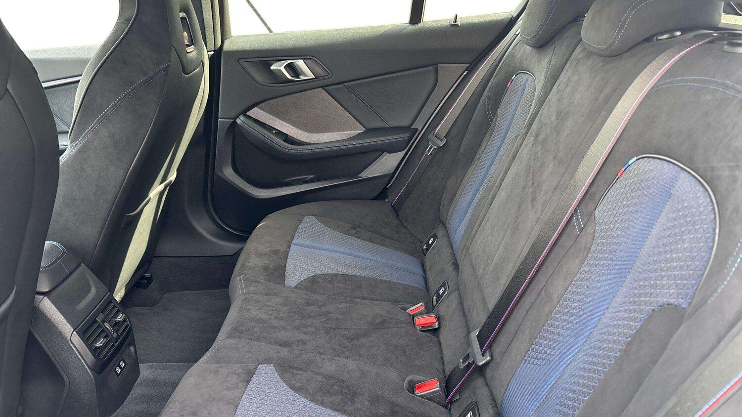 Used BMW 1 Series 2024 for sale - 78209047: Photo 14